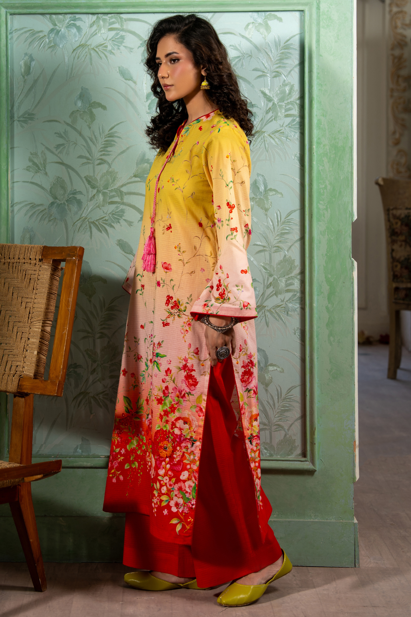 3 PIECE FLORAL OMBRE LAWN SUIT (PRET)