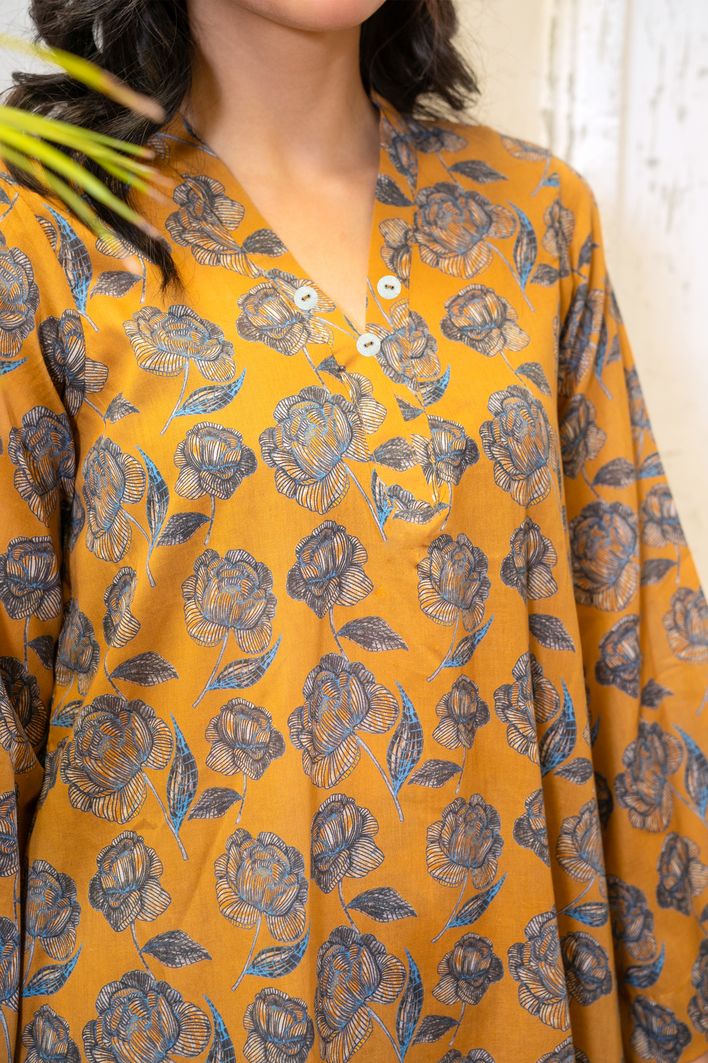 Amber Bloom Lawn 2 Piece Suit (Pret)