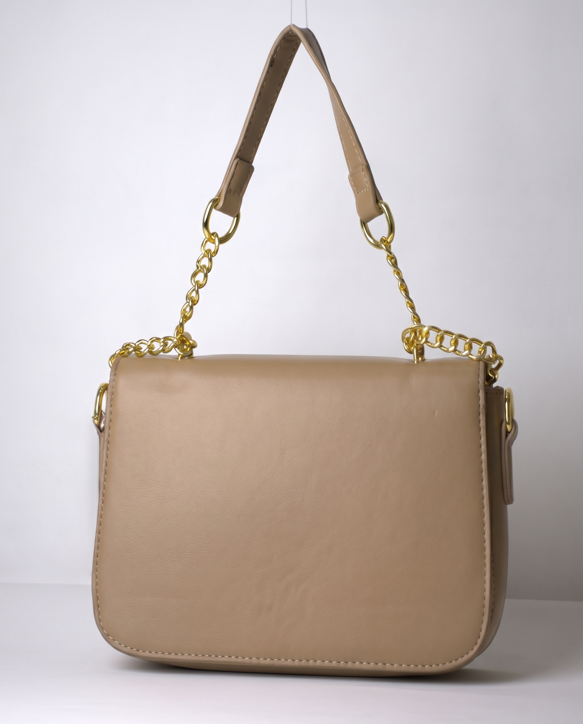 Apex Chain Shoulder Bag